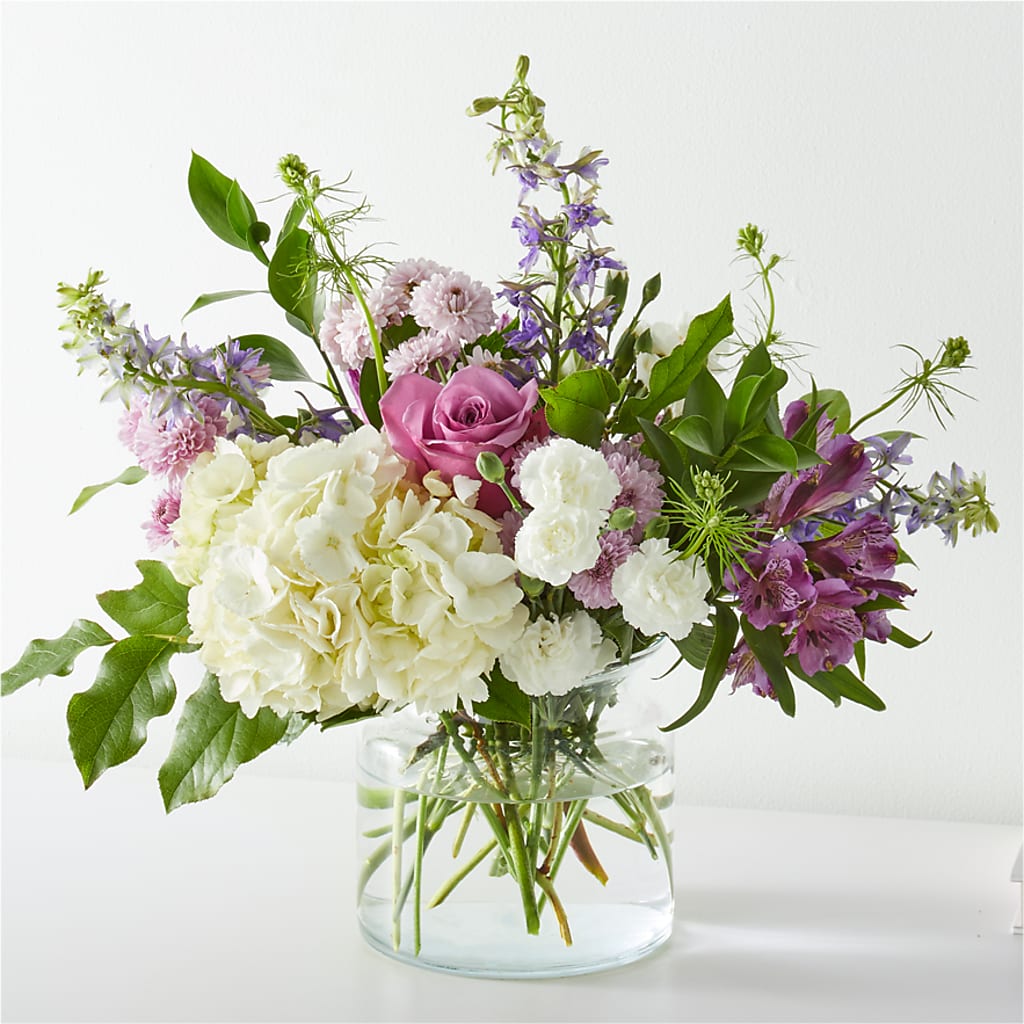 Violet Caress Bouquet – FELTY-ROLAND FLORIST & PLANT INC, Elizabethton TN