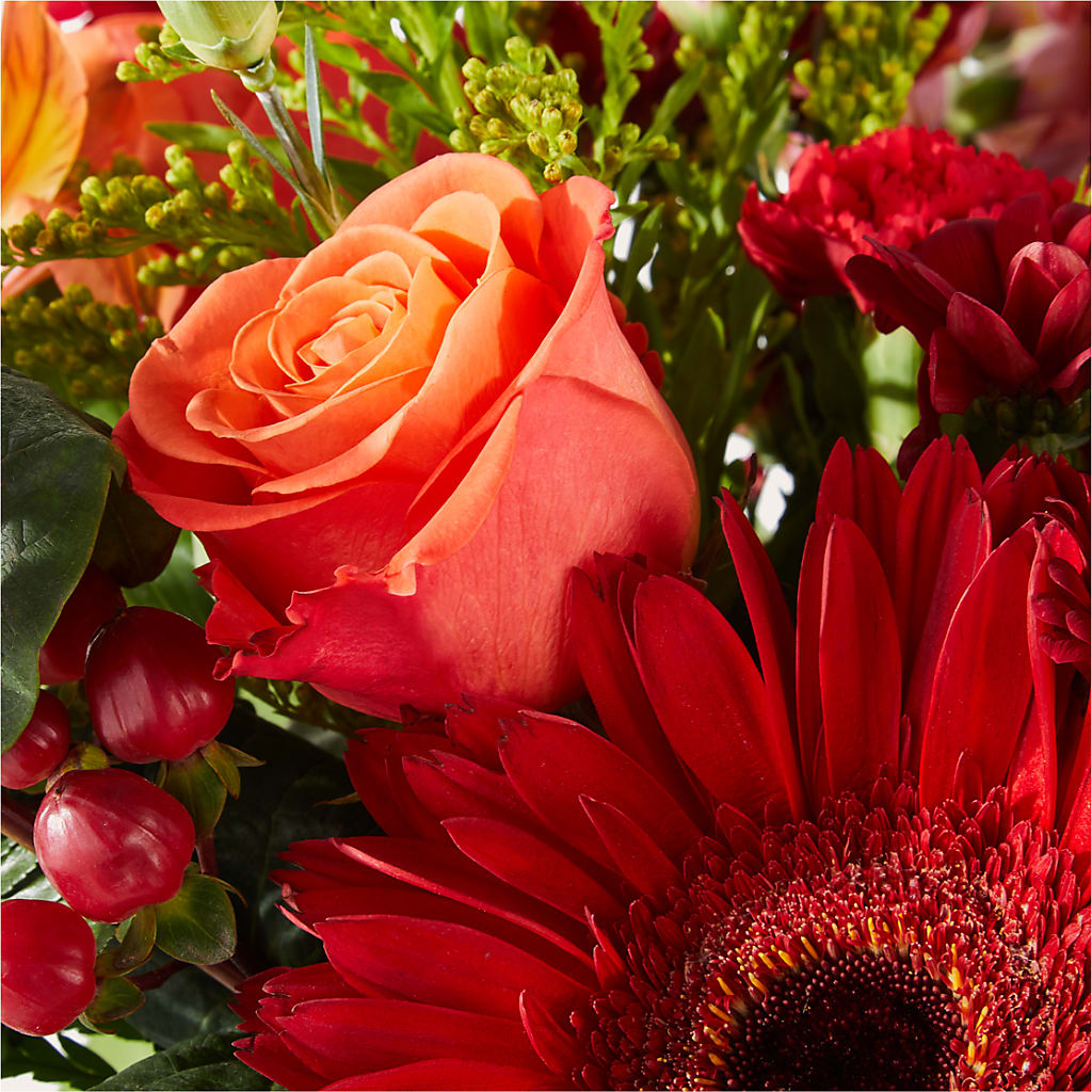 Sweater Season - A Florist Original – FELTY-ROLAND FLORIST & PLANT INC, Elizabethton TN