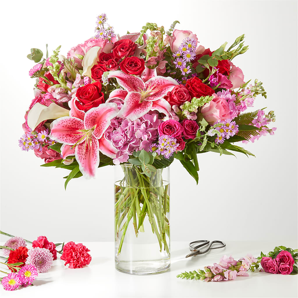Swooning Over You - A Luxury Florist Original – FELTY-ROLAND FLORIST & PLANT INC, Elizabethton TN