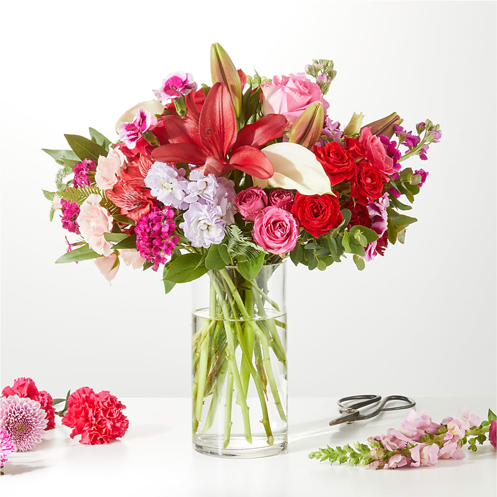 Swooning Over You - A Luxury Florist Original – FELTY-ROLAND FLORIST & PLANT INC, Elizabethton TN