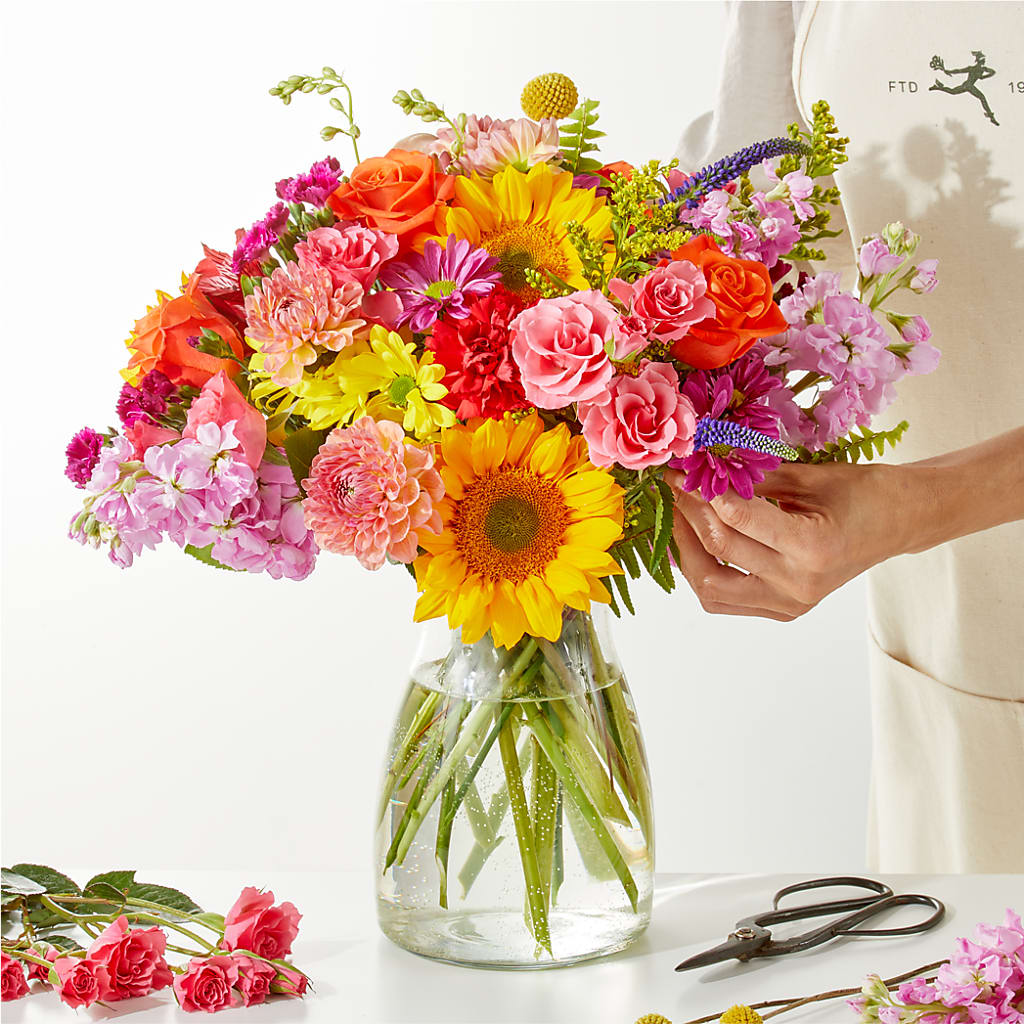 Cue the Confetti - A Florist Original – FELTY-ROLAND FLORIST & PLANT INC, Elizabethton TN