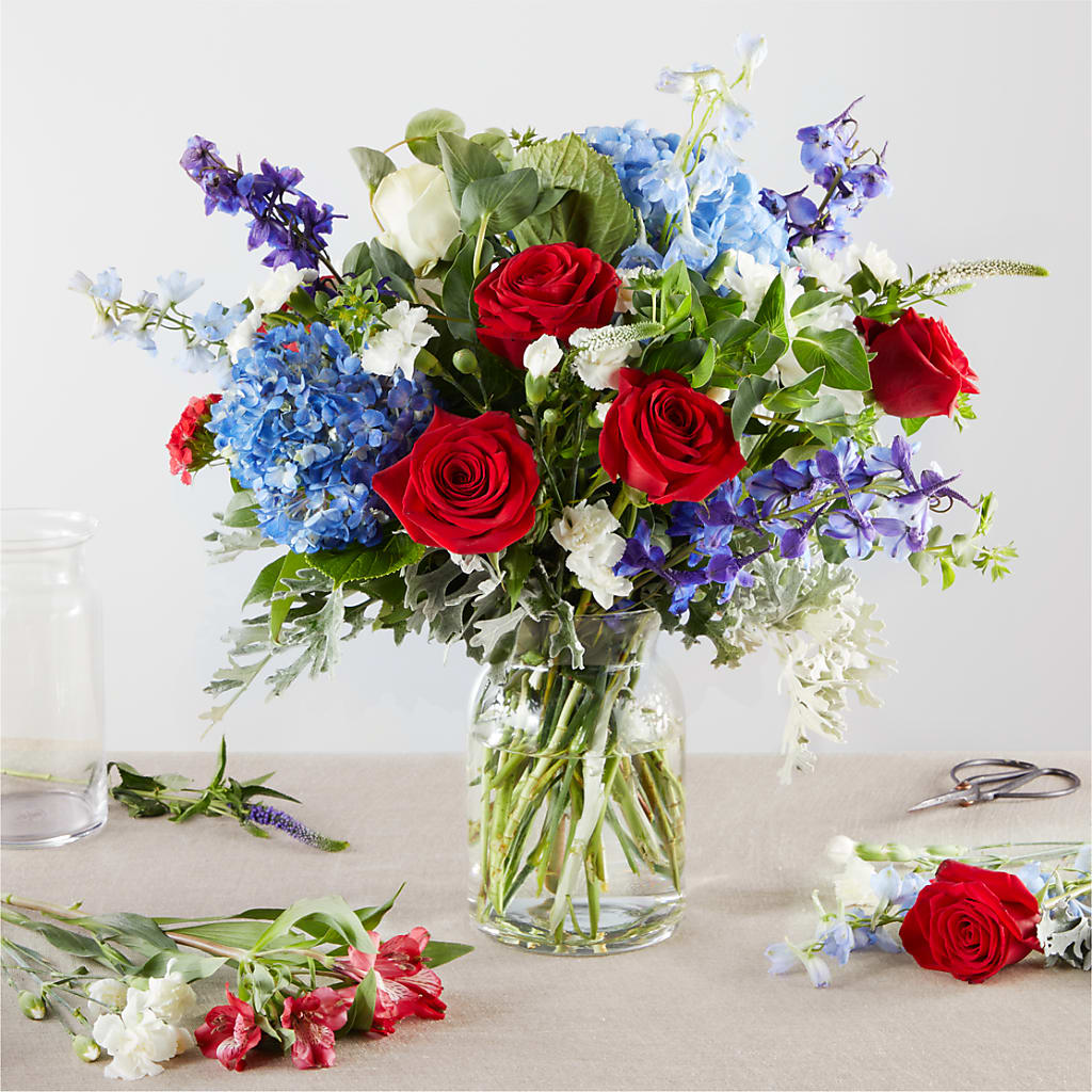 Star Spangled - A Florist Original – FELTY-ROLAND FLORIST & PLANT INC, Elizabethton TN