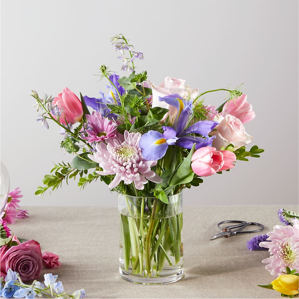 Pastel Tradition - A Florist Original – FELTY-ROLAND FLORIST & PLANT INC, Elizabethton TN