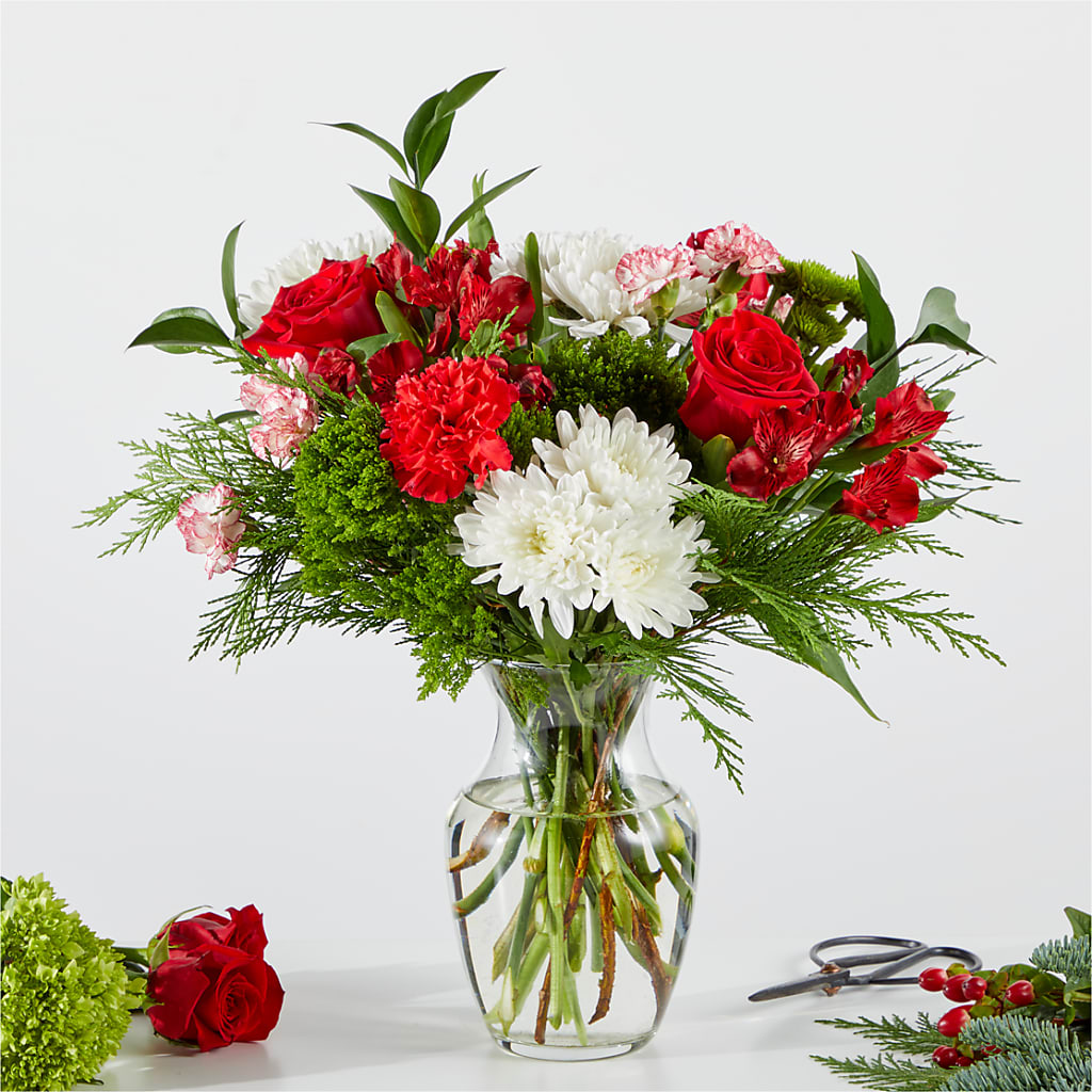 Merry Moment Bouquet – A Florist Original – FELTY-ROLAND FLORIST & PLANT INC, Elizabethton TN