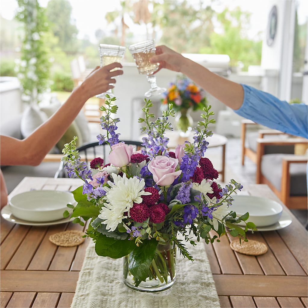 Violet Frost Bouquet – FELTY-ROLAND FLORIST & PLANT INC, Elizabethton TN