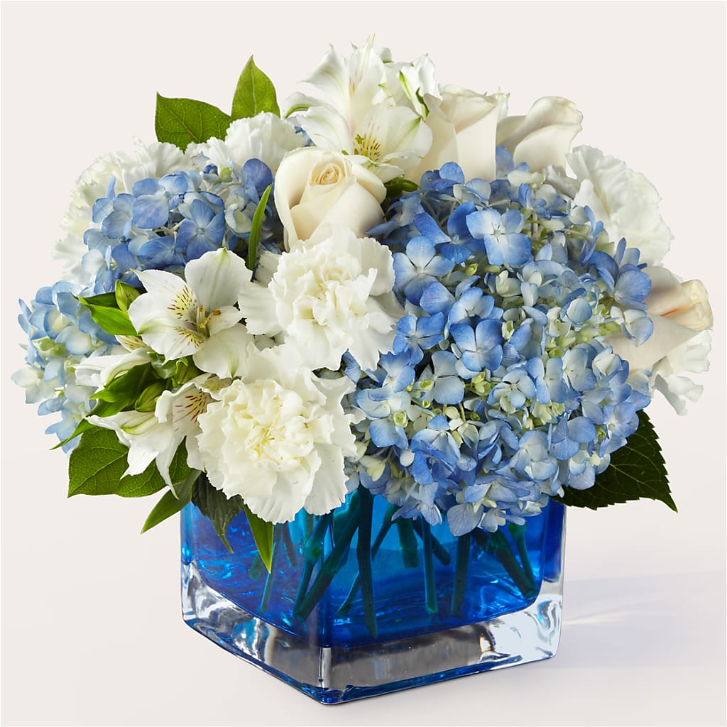 Soothing Waters Bouquet – FELTY-ROLAND FLORIST & PLANT INC, Elizabethton TN