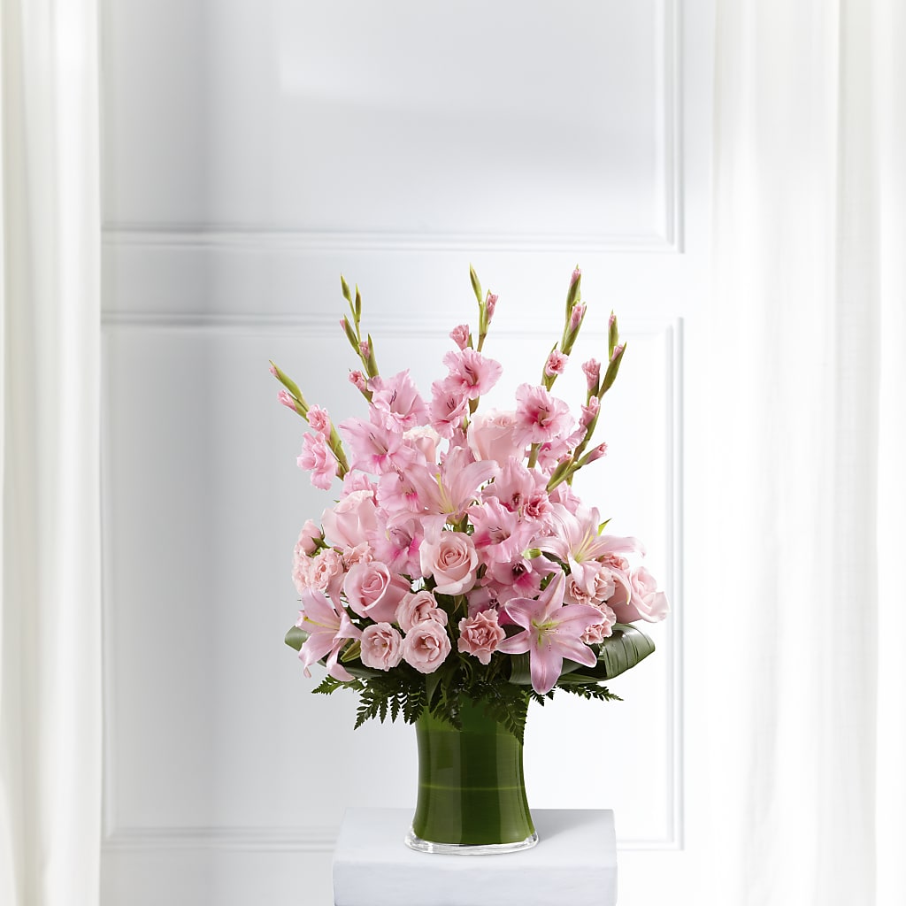 Lovely Tribute Bouquet – FELTY-ROLAND FLORIST & PLANT INC, Elizabethton TN