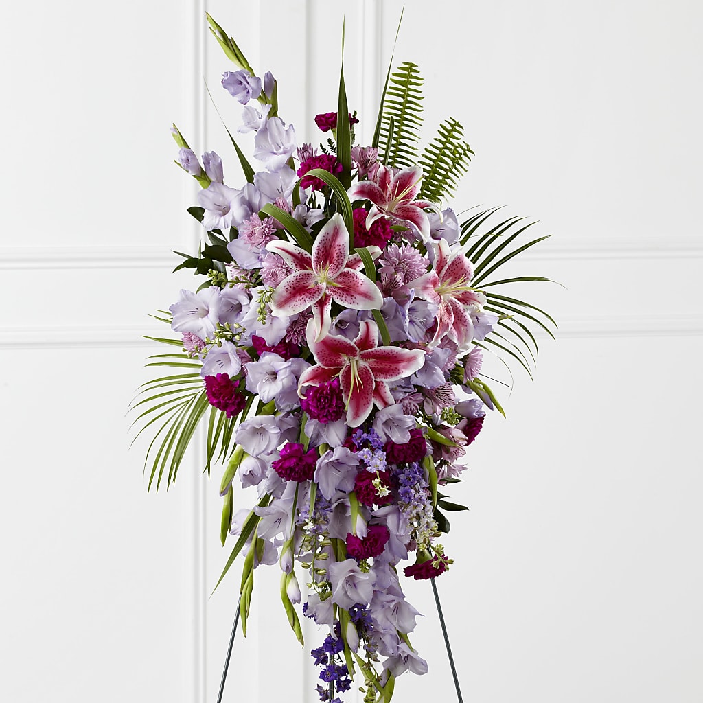 Tender Touch Standing Spray – FELTY-ROLAND FLORIST & PLANT INC, Elizabethton TN