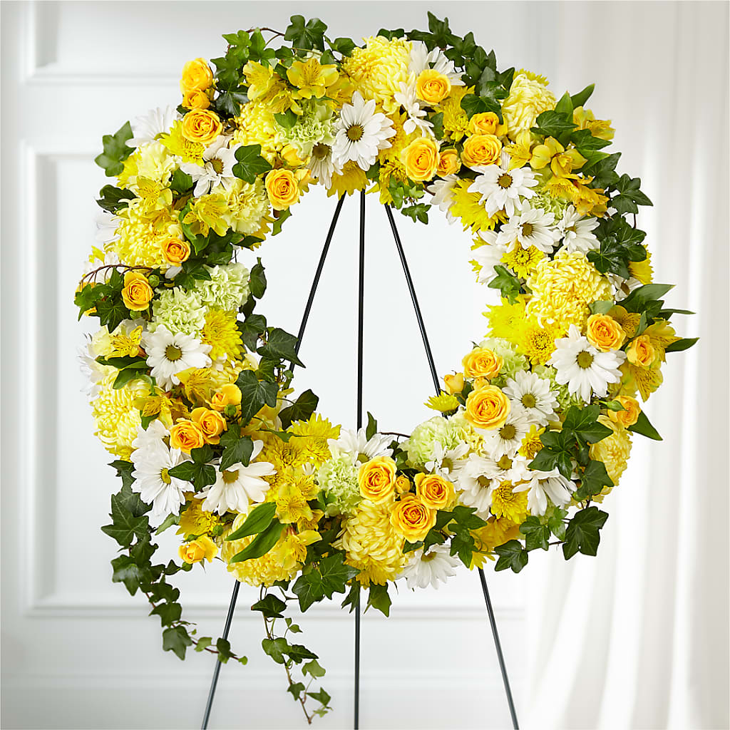 Golden Remembrance Wreath – FELTY-ROLAND FLORIST & PLANT INC, Elizabethton TN