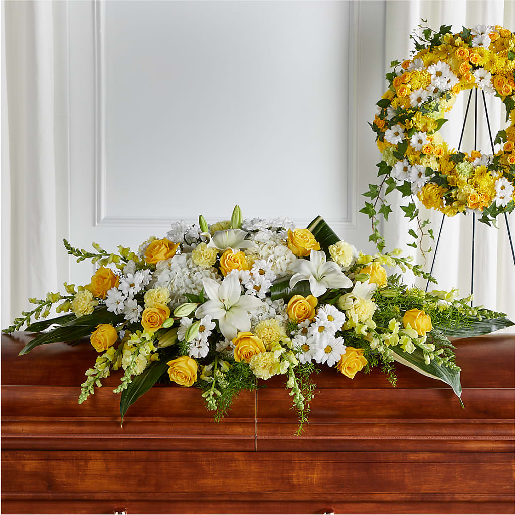 Golden Harmony Casket Spray – FELTY-ROLAND FLORIST & PLANT INC, Elizabethton TN