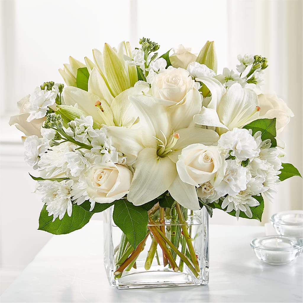 Gentle Breeze Bouquet – FELTY-ROLAND FLORIST & PLANT INC, Elizabethton TN