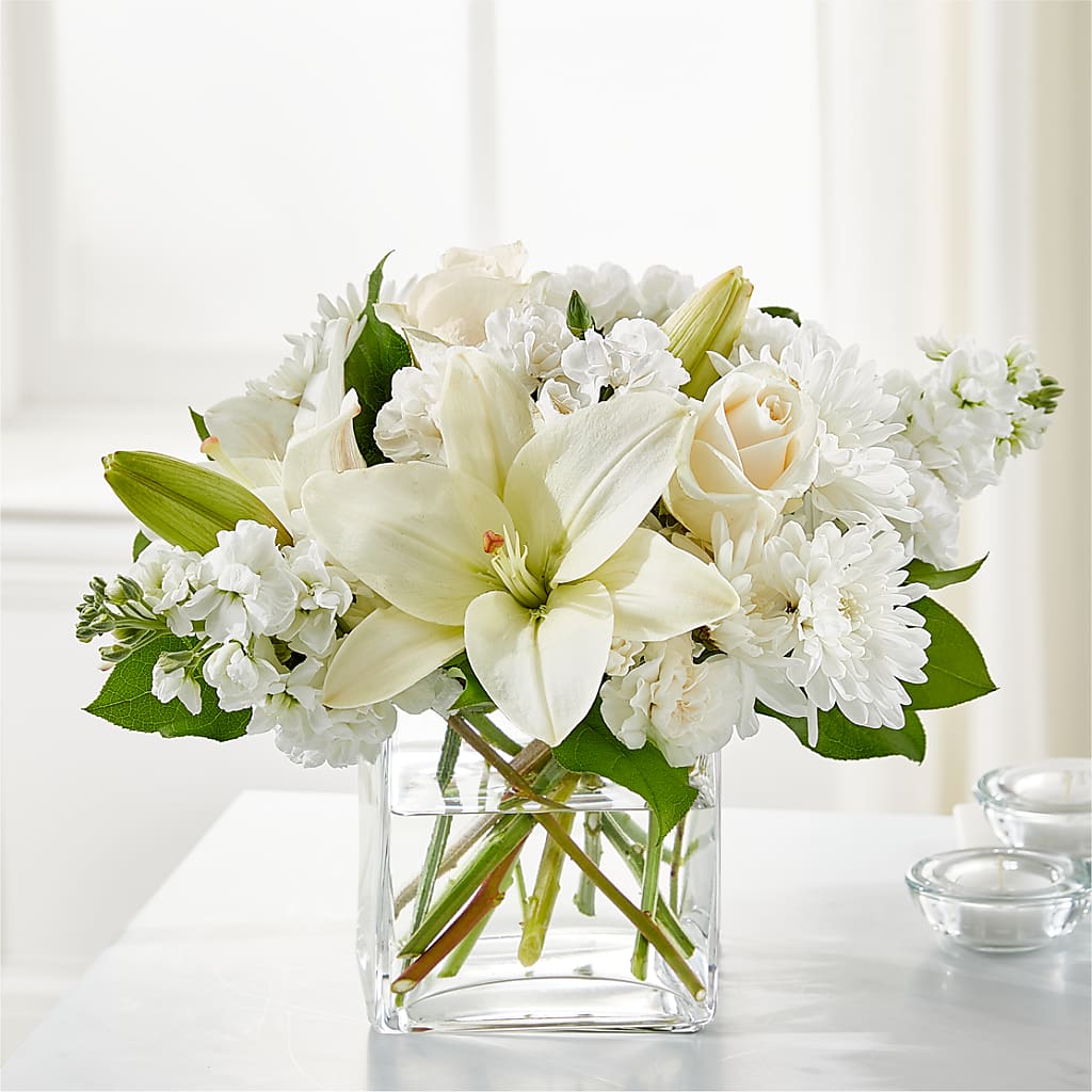 Gentle Breeze Bouquet – FELTY-ROLAND FLORIST & PLANT INC, Elizabethton TN