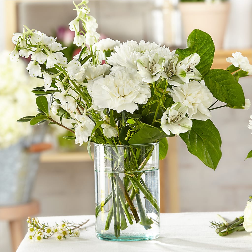 Classic Ivory – A Florist Original – FELTY-ROLAND FLORIST & PLANT INC, Elizabethton TN