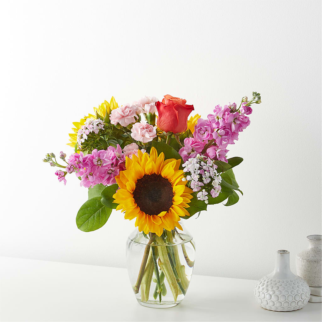 Yellow Brick Road Bouquet – FELTY-ROLAND FLORIST & PLANT INC, Elizabethton TN