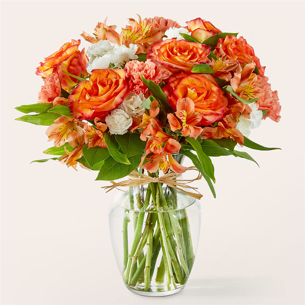 Apricot Glow Bouquet – FELTY-ROLAND FLORIST & PLANT INC, Elizabethton TN