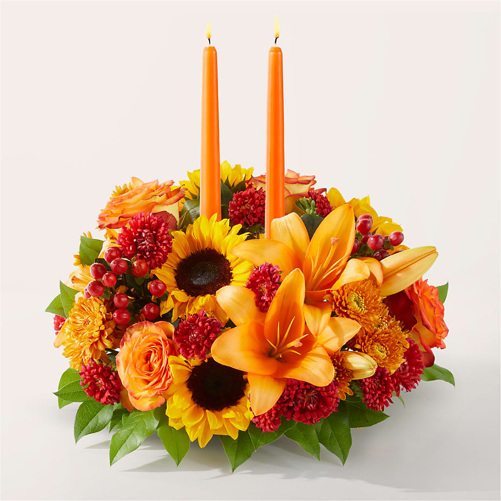 Grateful Centerpiece – FELTY-ROLAND FLORIST & PLANT INC, Elizabethton TN