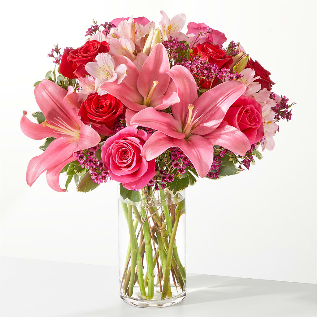 Lucky in Love Bouquet – FELTY-ROLAND FLORIST & PLANT INC, Elizabethton TN