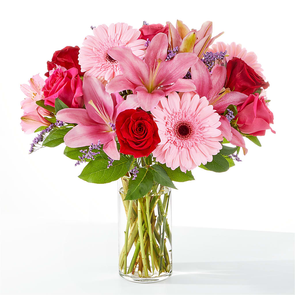 Lots of Love Bouquet – FELTY-ROLAND FLORIST & PLANT INC, Elizabethton TN
