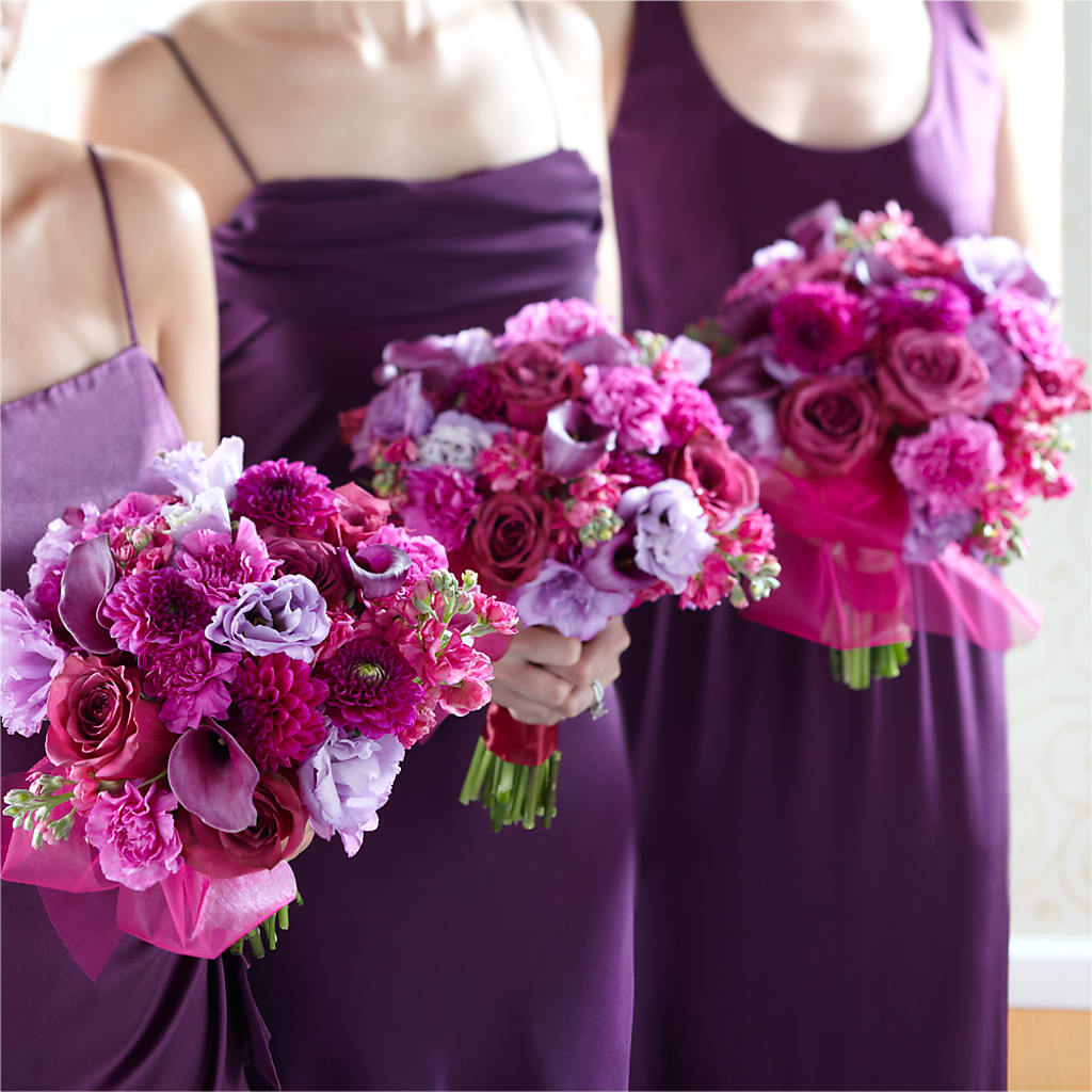 Bridesmaid's Garden Bouquet – FELTY-ROLAND FLORIST & PLANT INC, Elizabethton TN