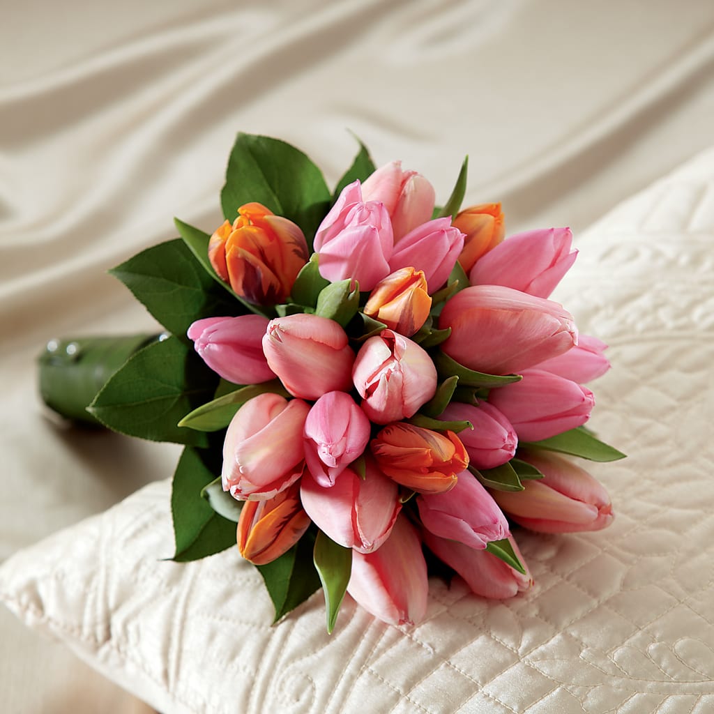 Embraceable Bouquet – FELTY-ROLAND FLORIST & PLANT INC, Elizabethton TN