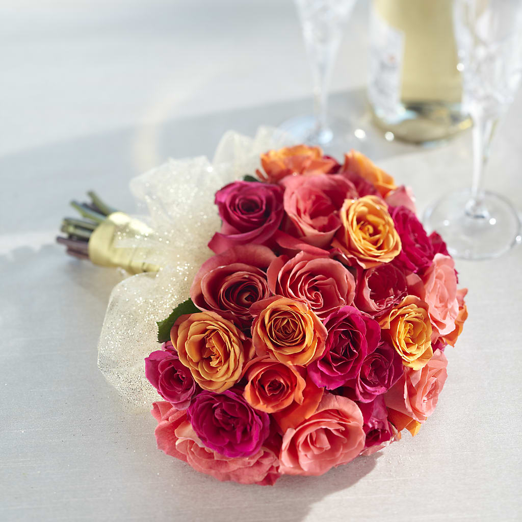 Sweet Roses Bouquet – FELTY-ROLAND FLORIST & PLANT INC, Elizabethton TN