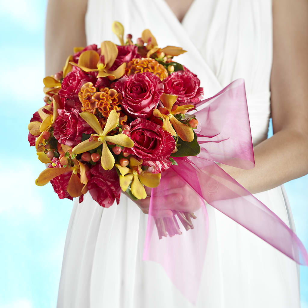Brilliant Shades of Love Bouquet – FELTY-ROLAND FLORIST & PLANT INC, Elizabethton TN