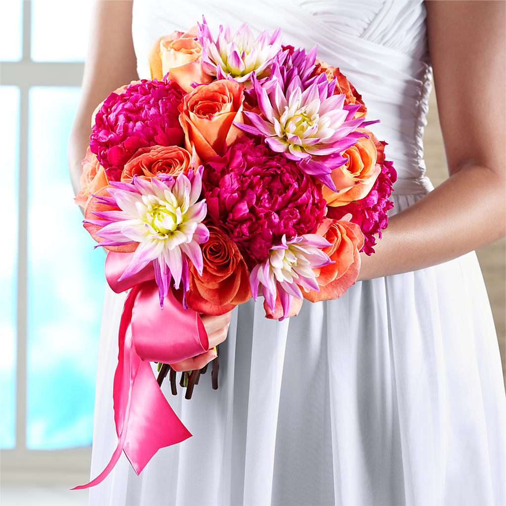 New Love Bouquet – FELTY-ROLAND FLORIST & PLANT INC, Elizabethton TN