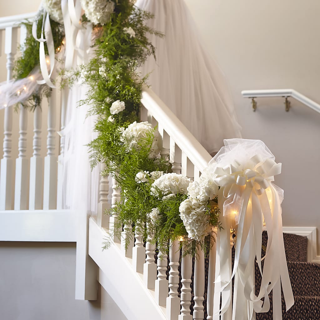 Champagne Dreams Garland – FELTY-ROLAND FLORIST & PLANT INC, Elizabethton TN
