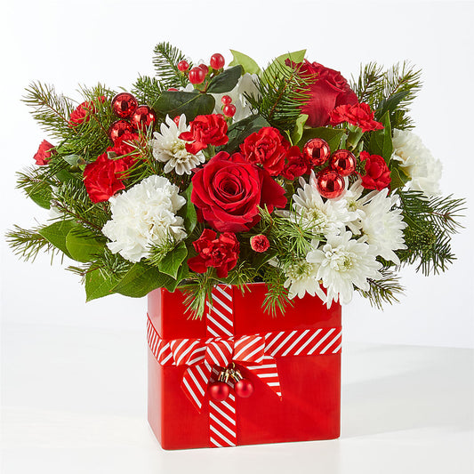 Presents Under the Tree Bouquet – FELTY-ROLAND FLORIST & PLANT INC, Elizabethton TN
