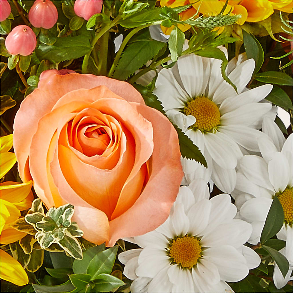 The Good Life Bouquet – FELTY-ROLAND FLORIST & PLANT INC, Elizabethton TN