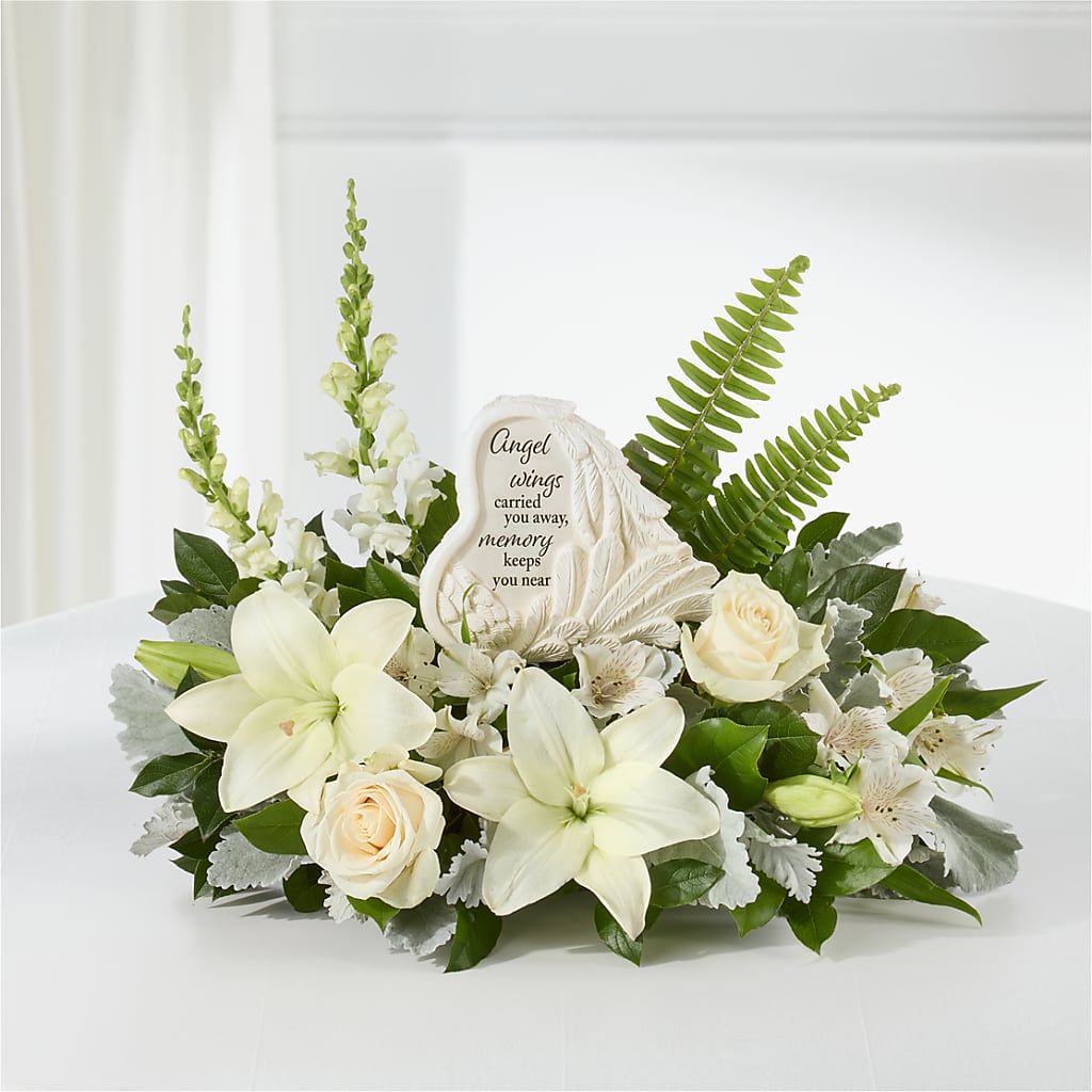 Holding You Close Arrangement – FELTY-ROLAND FLORIST & PLANT INC, Elizabethton TN