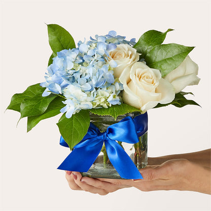 Sky Blue Delight Bouquet – FELTY-ROLAND FLORIST & PLANT INC, Elizabethton TN