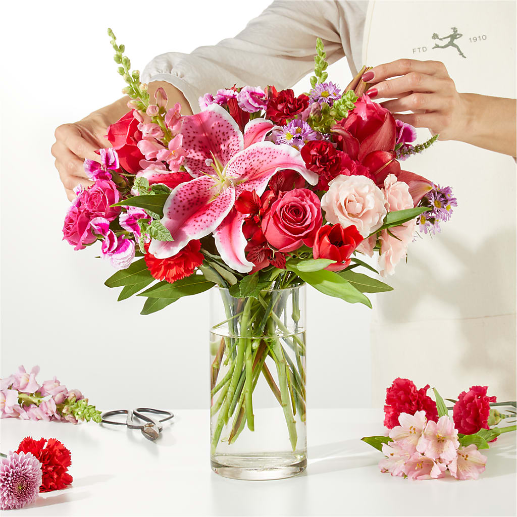 Together Forever - A Florist Original – FELTY-ROLAND FLORIST & PLANT INC, Elizabethton TN
