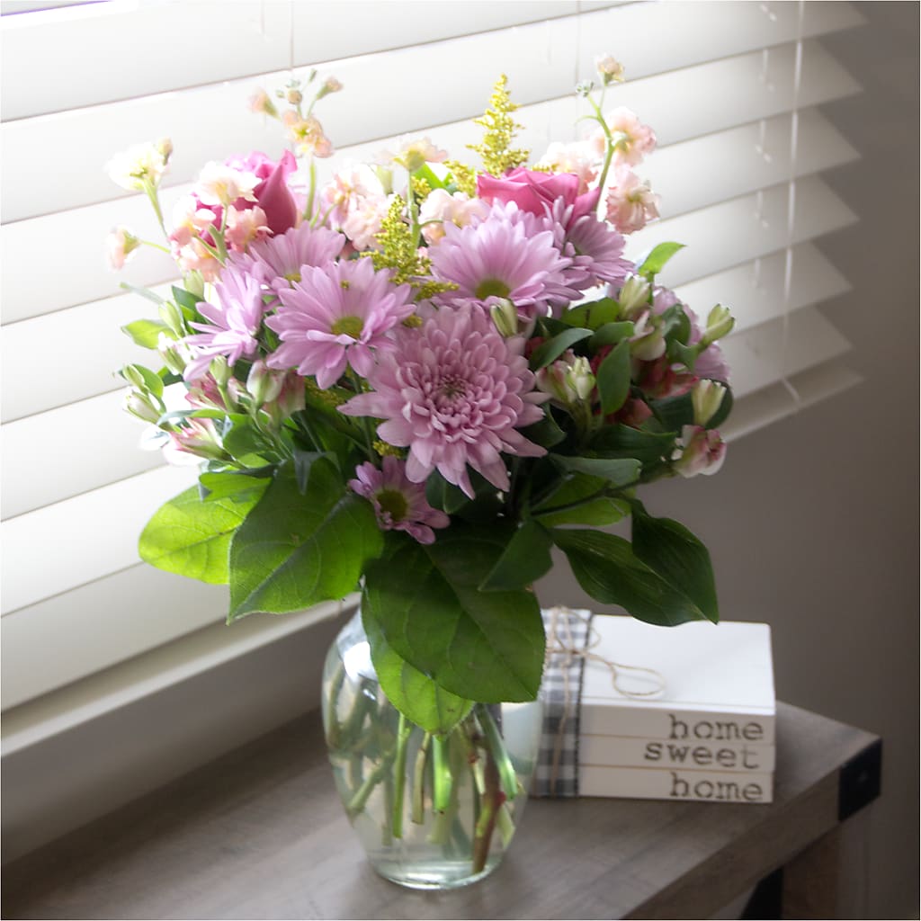 Pastel Tradition - A Florist Original – FELTY-ROLAND FLORIST & PLANT INC, Elizabethton TN