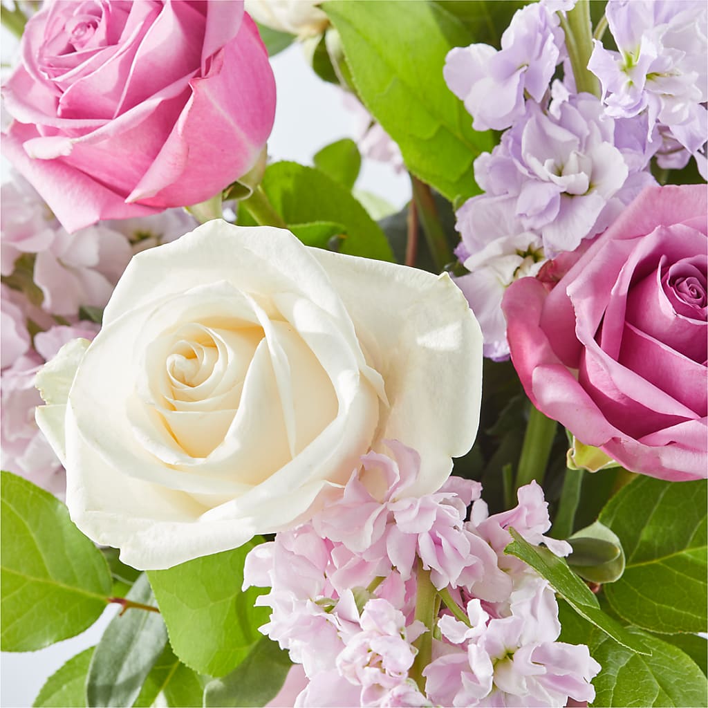 Springtime Spritz Bouquet – FELTY-ROLAND FLORIST & PLANT INC, Elizabethton TN