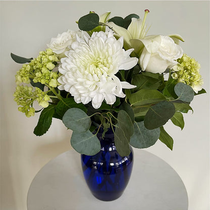 Snowy Dreams Bouquet – FELTY-ROLAND FLORIST & PLANT INC, Elizabethton TN