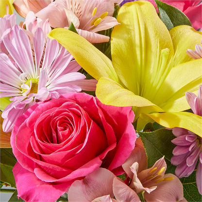 Sprinkles Bouquet – FELTY-ROLAND FLORIST & PLANT INC, Elizabethton TN
