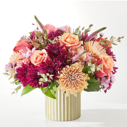 Berry Cobbler Bouquet with Ivory Vase – FELTY-ROLAND FLORIST & PLANT INC, Elizabethton TN