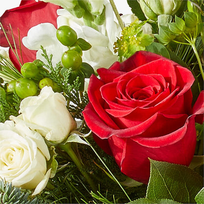 Deck the Halls Bouquet – FELTY-ROLAND FLORIST & PLANT INC, Elizabethton TN