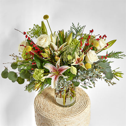 Berry & Bright Bouquet – FELTY-ROLAND FLORIST & PLANT INC, Elizabethton TN