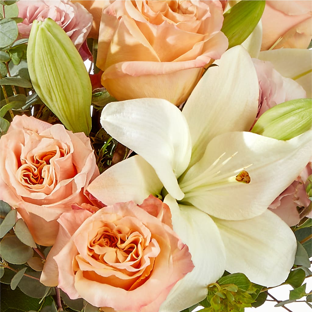 Grapefruit Splash Bouquet – FELTY-ROLAND FLORIST & PLANT INC, Elizabethton TN