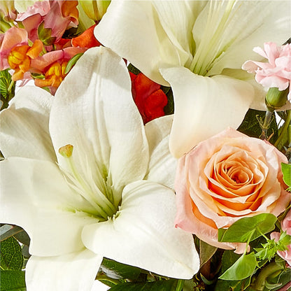 Grapefruit Splash Bouquet – FELTY-ROLAND FLORIST & PLANT INC, Elizabethton TN