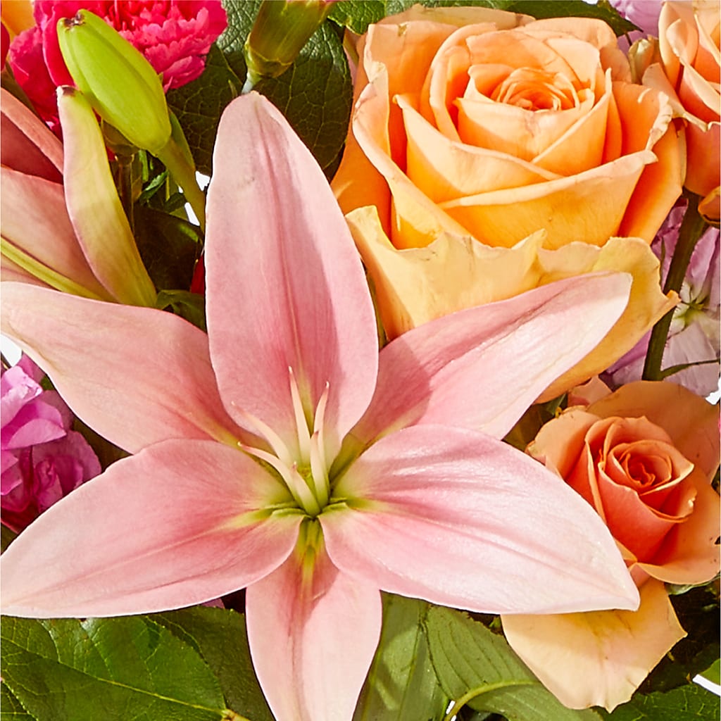 Bisous Bouquet – FELTY-ROLAND FLORIST & PLANT INC, Elizabethton TN