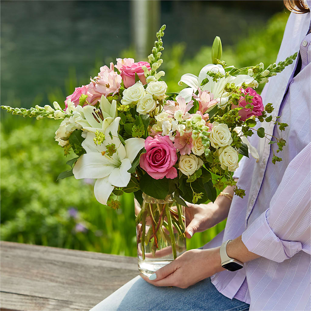 Fondly Bouquet – FELTY-ROLAND FLORIST & PLANT INC, Elizabethton TN