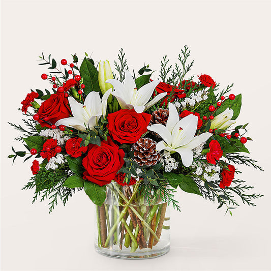 Best in Snow Bouquet – FELTY-ROLAND FLORIST & PLANT INC, Elizabethton TN